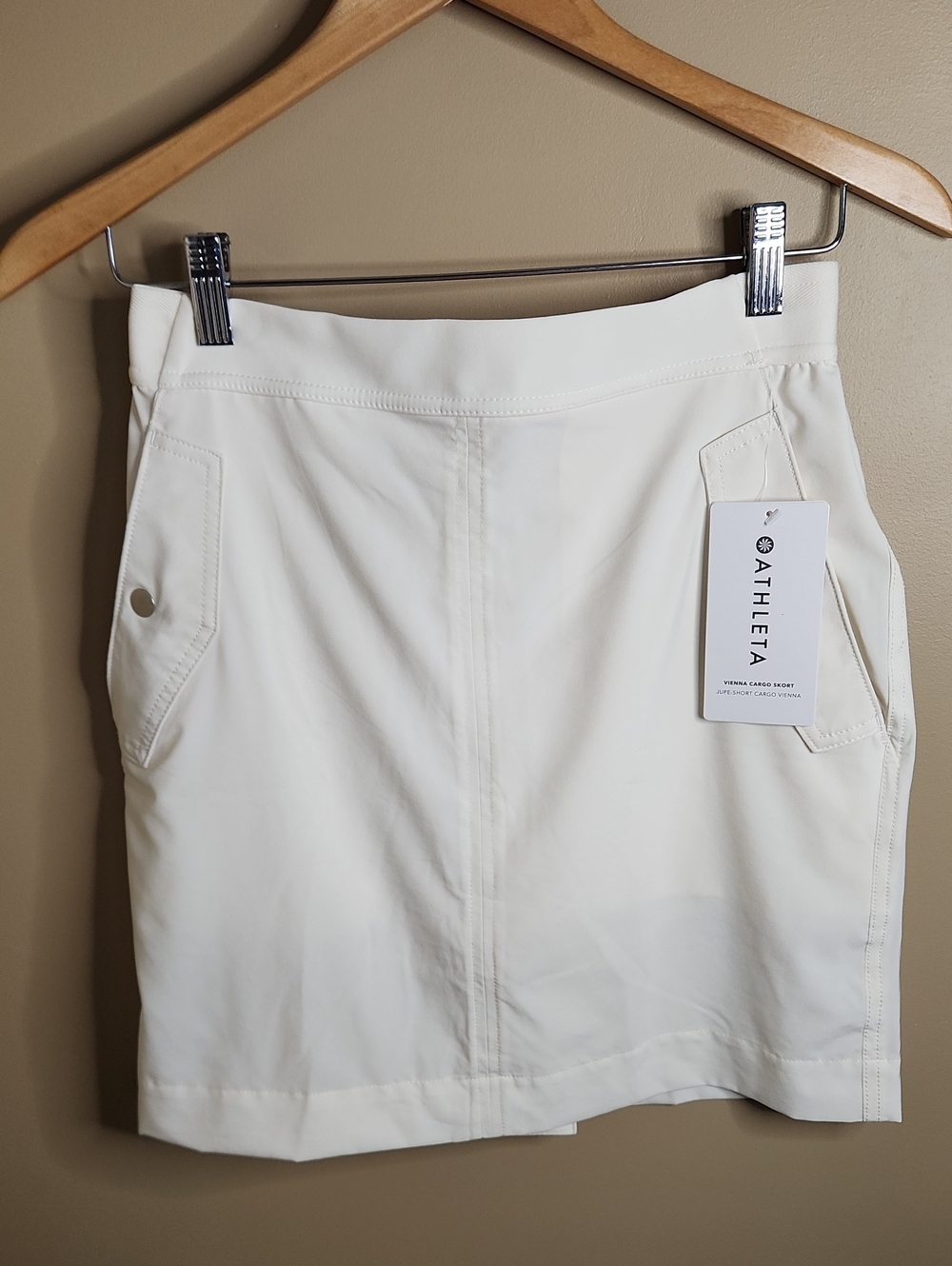 Athleta Vienna Skort In White. NWT. Size 4. #988132
